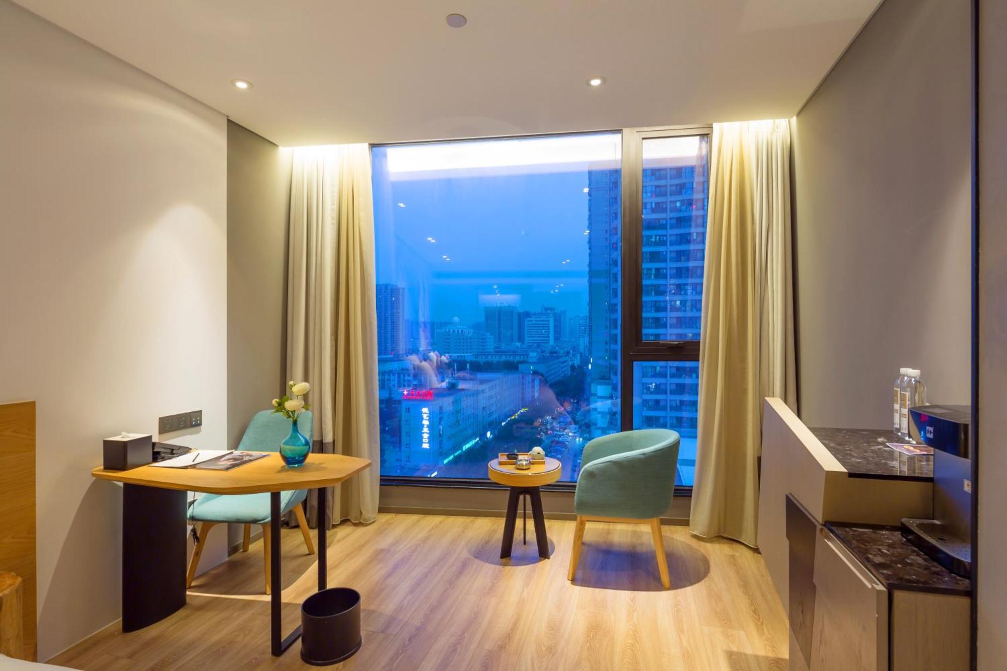 M Hotel Чженчжоу Екстер'єр фото