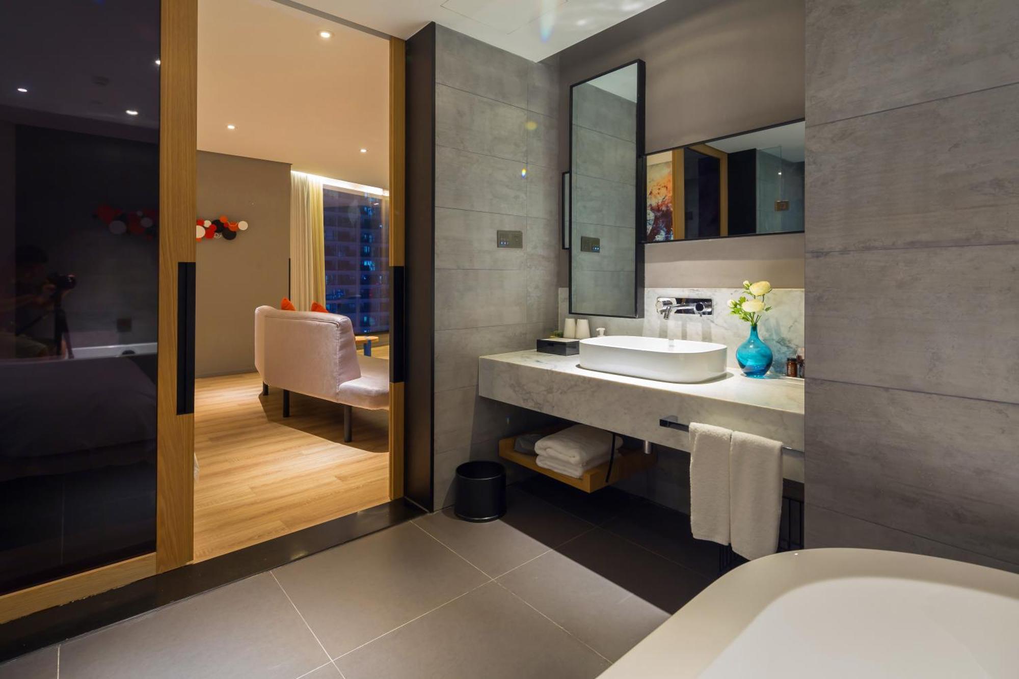 M Hotel Чженчжоу Екстер'єр фото