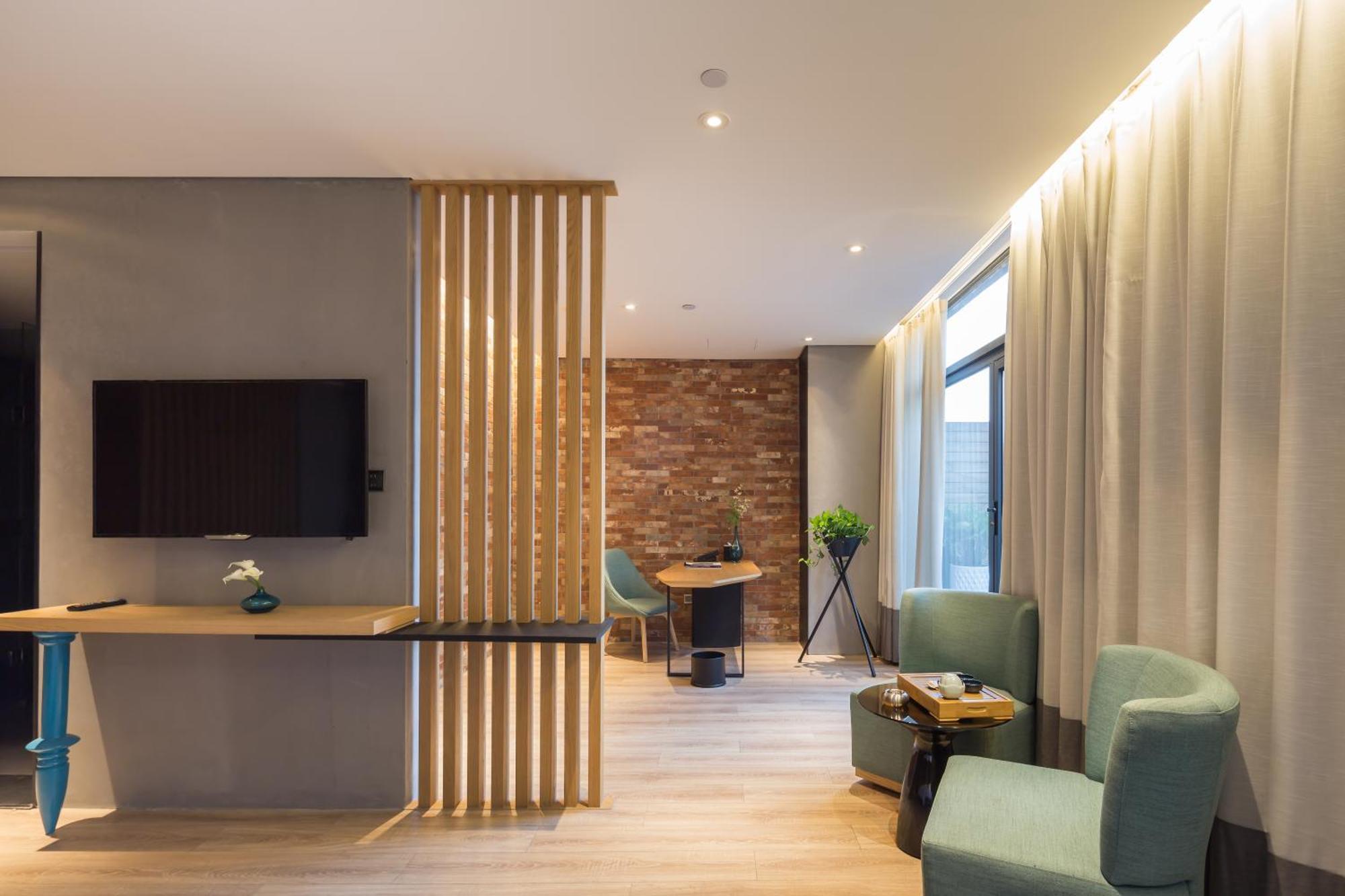 M Hotel Чженчжоу Екстер'єр фото