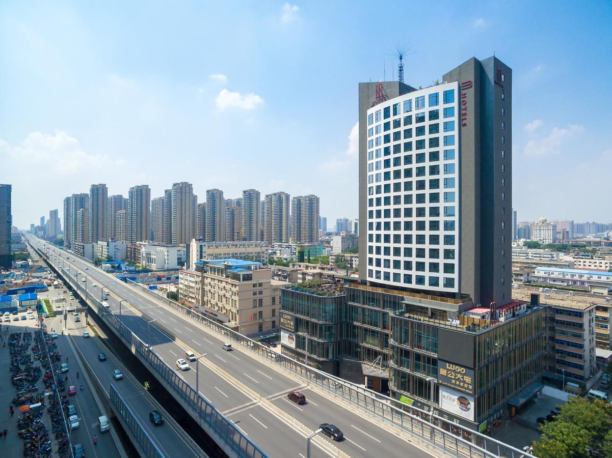 M Hotel Чженчжоу Екстер'єр фото
