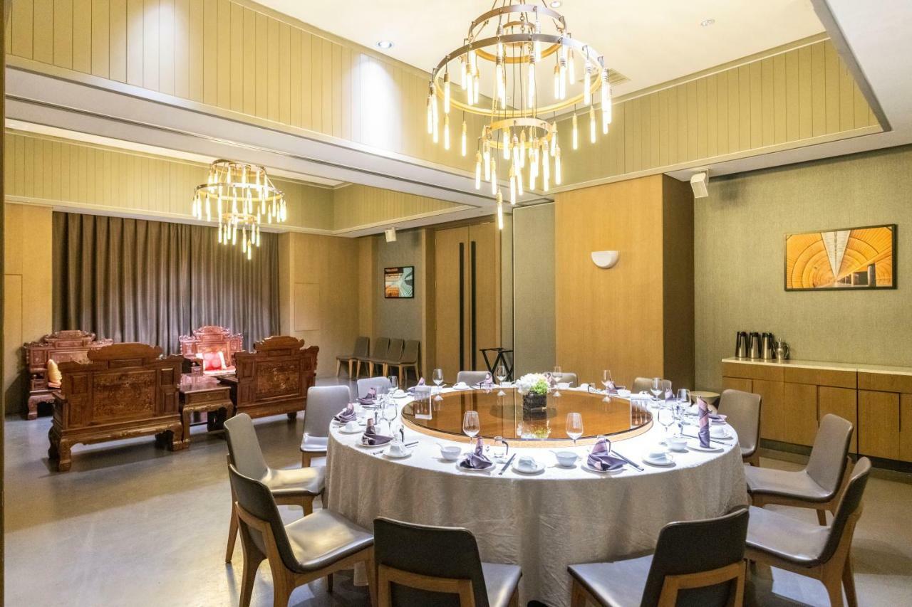M Hotel Чженчжоу Екстер'єр фото