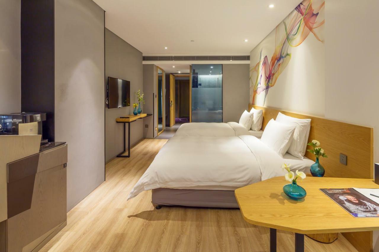 M Hotel Чженчжоу Екстер'єр фото